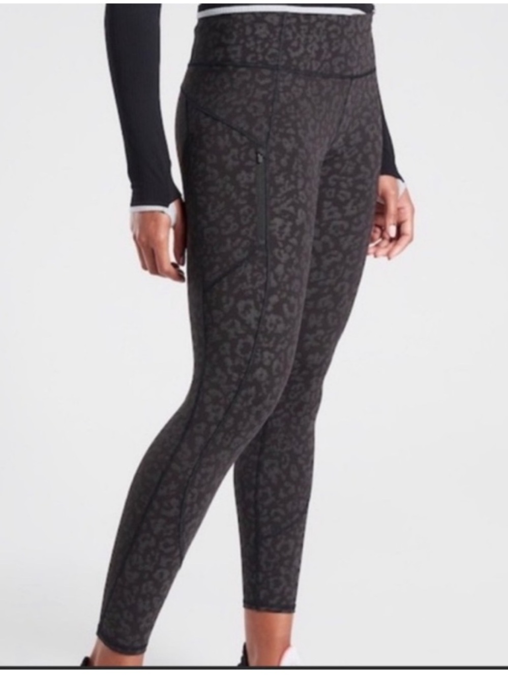 Athleta Rainer  Black Subtle leopard Print Leggings reflective, thermal